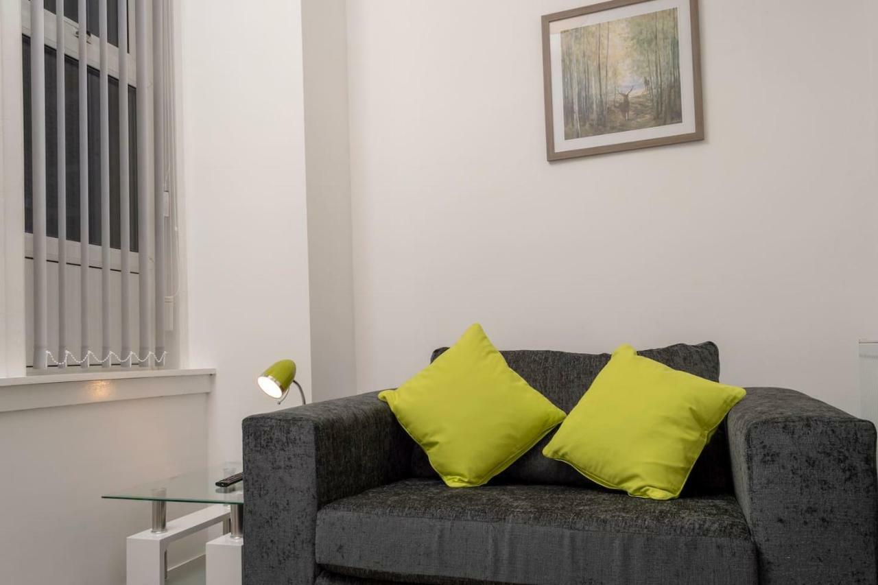 Tranquil Place In Near Docks Apartment